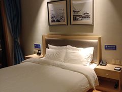 -大理洱海龙湾假日酒店