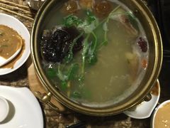 -慢丽江·云南野生菌土鸡锅(西山店)