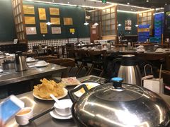 大堂-胡须佬鸡煲四季火锅店(石厦西村直营店)