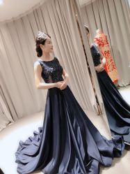 -艾米丽婚纱礼服