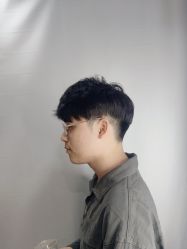 -镁连社·美联社