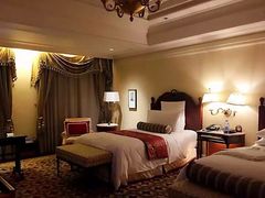 -广州富力丽思卡尔顿酒店