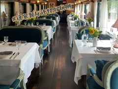 -火车头法国西餐厅