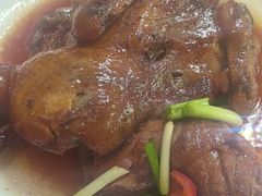 -芦茨金富饭庄·25年老字号·专做稻草鸡