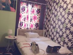 拖板鞋青年旅舍-拖板鞋咖啡旅行酒店(春熙路地铁站店)