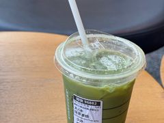 -星巴克臻选(盐城金鹰聚龙湖店)