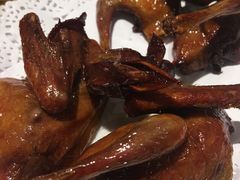 招牌烤乳鸽-石岐佬中山菜馆(张溪店)