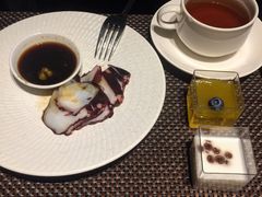 -唐拉雅秀酒店-西锦汇空中BBQ·思创餐厅