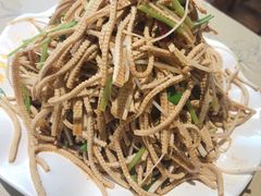 武清豆腐丝-天津乾毓德饭庄·清真传统炒菜·海鲜烧烤(咸阳路店)