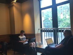 -星巴克(红房子店)