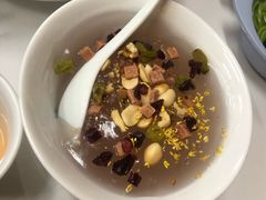 -楚山晓·湖北菜(武汉光谷K11店)