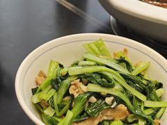 油渣小白菜-鱼头泡饭·湖北菜·非物质文化遗产(岳家嘴总店)