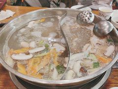 -三文彩虹鳟鱼庄
