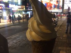 软雪糕-富豪雪糕车流动点(尖沙咀)