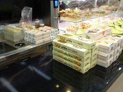 面包甜点陈列柜-老香齋(五角场店)