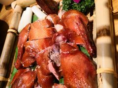 -老滇山寨•云南特色菜•地方菜•民族风情歌舞表演(金碧店)