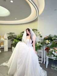 -城市花园婚纱摄影