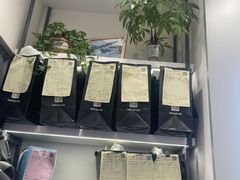 -良工巧匠·品牌改衣·鞋包奢护(芮欧百货店)