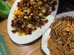 -菌海森林·非遗野生菌火锅(西山区滇池路摩根道店)
