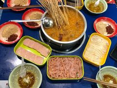 -马路边边麻辣烫联盟路店