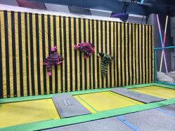 -反弹蹦床公园·亲子乐园·团建·派对(尚品奥莱店)