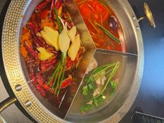 -廖掌柜·重庆鲜货火锅(上海首店)