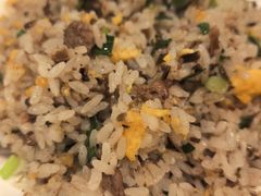 特色臊子蛋炒饭-嘉州叶婆婆钵钵鸡(建设路店)