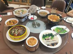 -湖北三五醇酒店·35年新楚菜