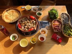 -阿婆情腊排骨火锅(金虹路店)