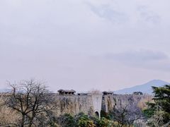 -鸡鸣寺