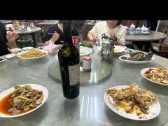 -四川小胡子海鲜(丁村万人海鲜广场店)