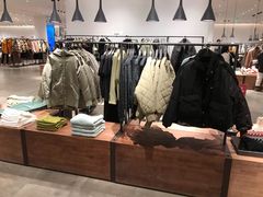 -URBAN REVIVO(西安Momopark店)