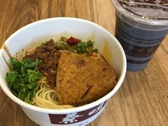 -蔡明纬热干面(长港路店)