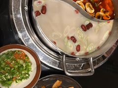 鲜鱼汤-西安浐灞艾美酒店·汉江餐厅·火锅