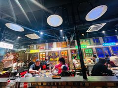 -马路牙子烧烤音乐酒馆(望京店)