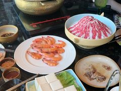 -雾山韩式烤肉·海南糟粕&椰子鸡火锅·海景餐厅(三亚绿发山海天JW万豪酒店)