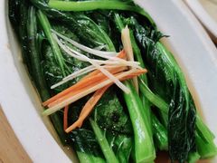 -关东小磨东北菜(上海长风大悦城店)