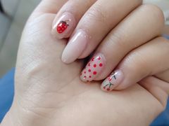 -群丽化妆摄影美甲纹绣培训学校