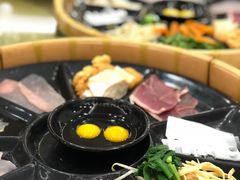 -老国贸云南传统过桥米线(滇池店)