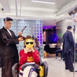 -LESSMORE科技头皮理容中心