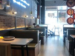 卡座-鼎牛牛炖锅·烤串(温泉路店)