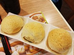 酥皮焗叉烧包-添好运点心专门店(中环IFC店)