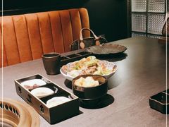 -铭牛烧肉·和牛海鲜自助(高新月牙湖店)