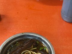 -小龙大肉面馆