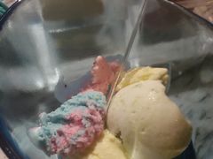 榴莲冰淇淋-厦门宝龙铂尔曼大酒店·海鲜自助餐厅