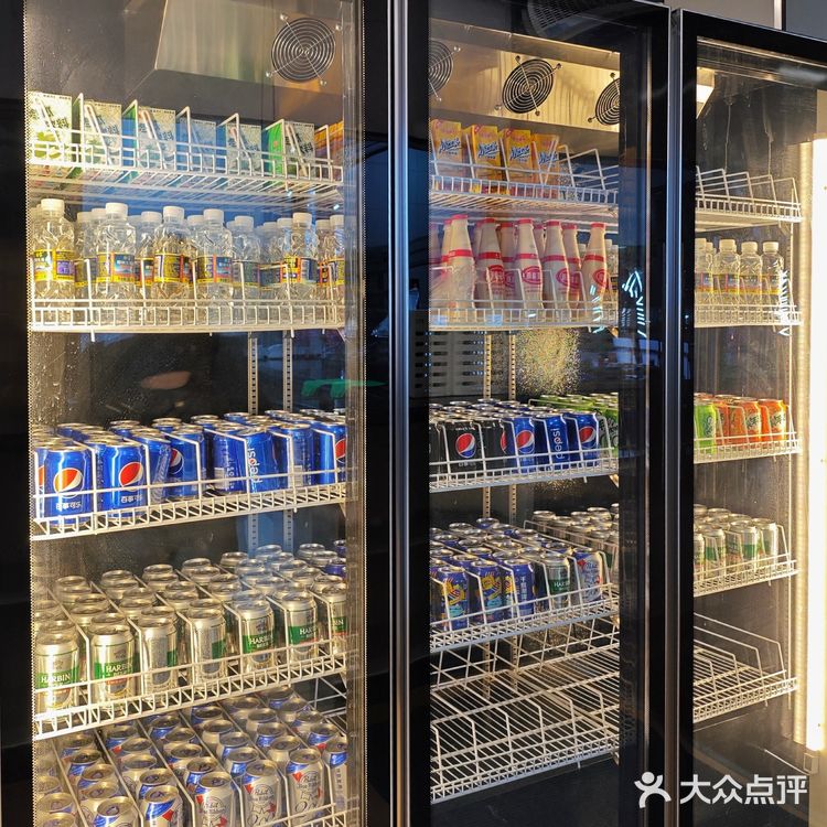 在亚龙湾!这自助你就吃吧!一吃一个不吱声