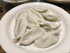 -方国老头包子·39年威海本地老字号•小船海鲜疙瘩汤
