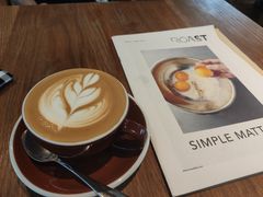 -ROAST coffee & eatery