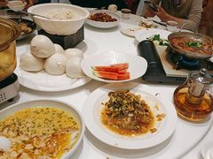 -梅花香里大酒店(郁金香路店)