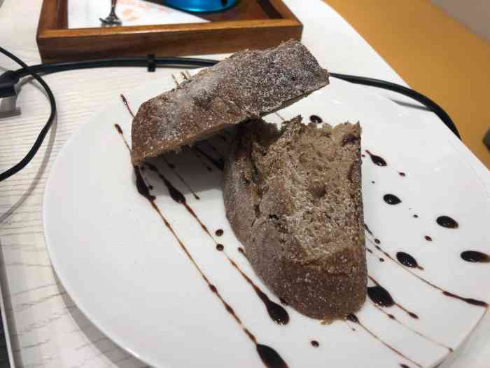 the amoroso柔音-"在川音附近的老住宅区小巷子里,特别安静.